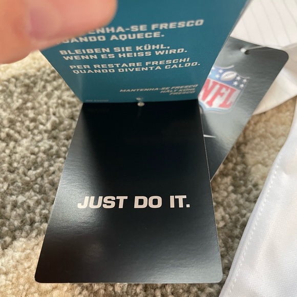 Nike official NFL on-field Steelers Polo, Men’s size small - Picture 12 of 13